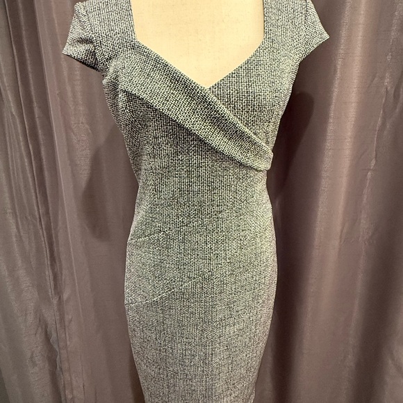 WHBM Elegant Black and White Women's Dress - Picture 1 of 11